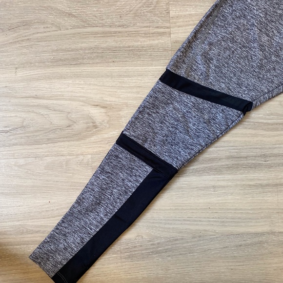 Gray Pink Yoga Leggings/Tights - Picture 4 of 11